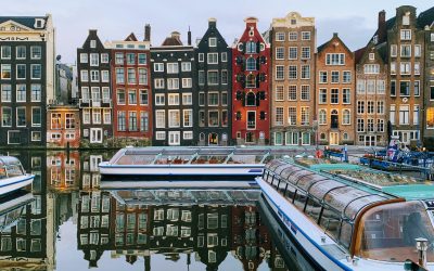 Driving lessons for expats located in Amsterdam: Amsterdam versus Haarlem